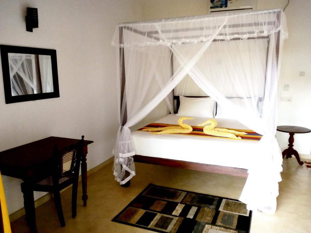 Sleepy Head Guesthouse Unawatuna Eksteriør bilde