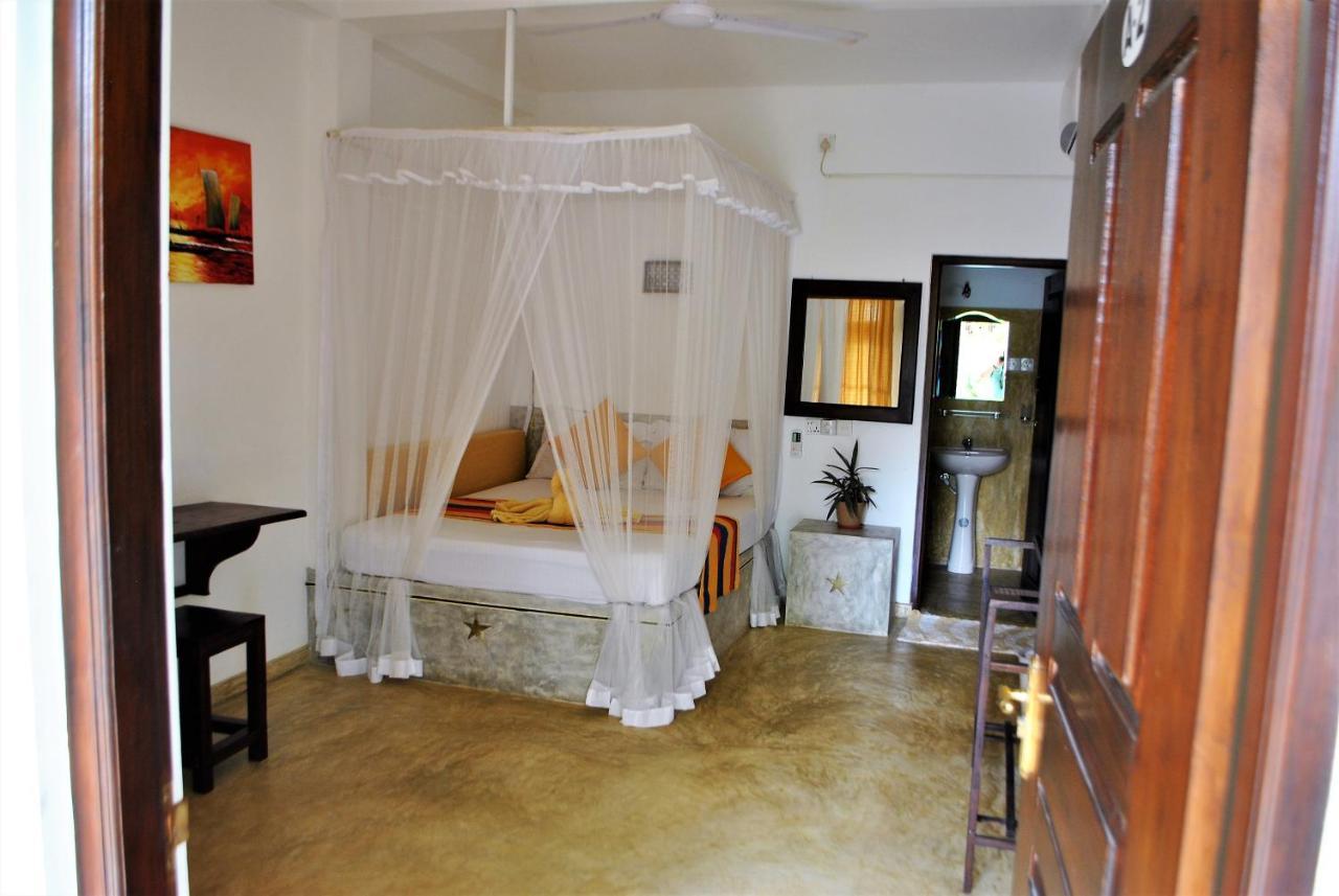 Sleepy Head Guesthouse Unawatuna Eksteriør bilde